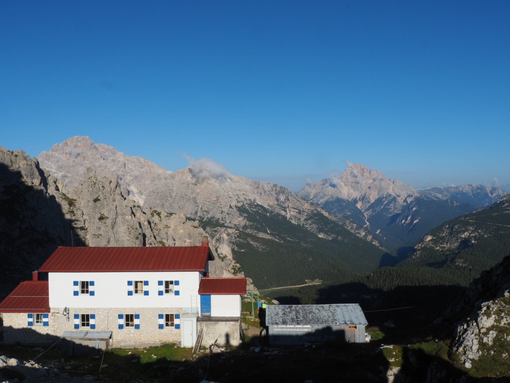 Mehr über den Artikel erfahren 26 Rifugio Fonda Savio bis Tre Croce bei Cortina d’Ampezzo