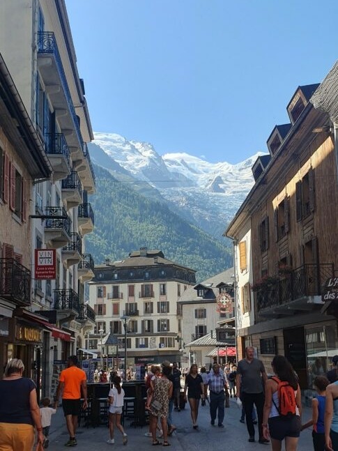 Mehr über den Artikel erfahren Abschied und Pause in Chamonix